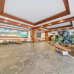 Oceanview 30Th Floor Condo Just Steps From Waikiki Beach, Full Kitchen, Free Parking