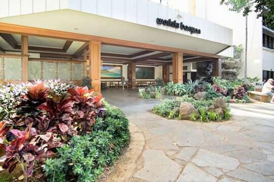 Oceanview 30th Floor Just Steps From Waikiki Beach, Full Kitchen, Free Parking Apartamento