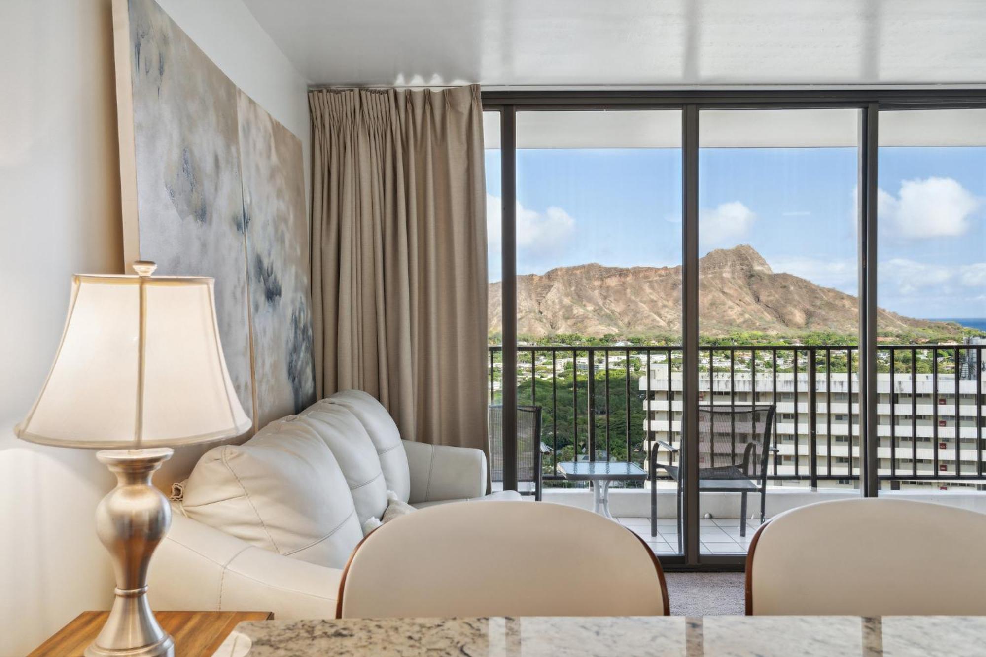 Apartamento Oceanview 30th Floor Just Steps From Waikiki Beach, Full Kitchen, Free Parking Honolulu